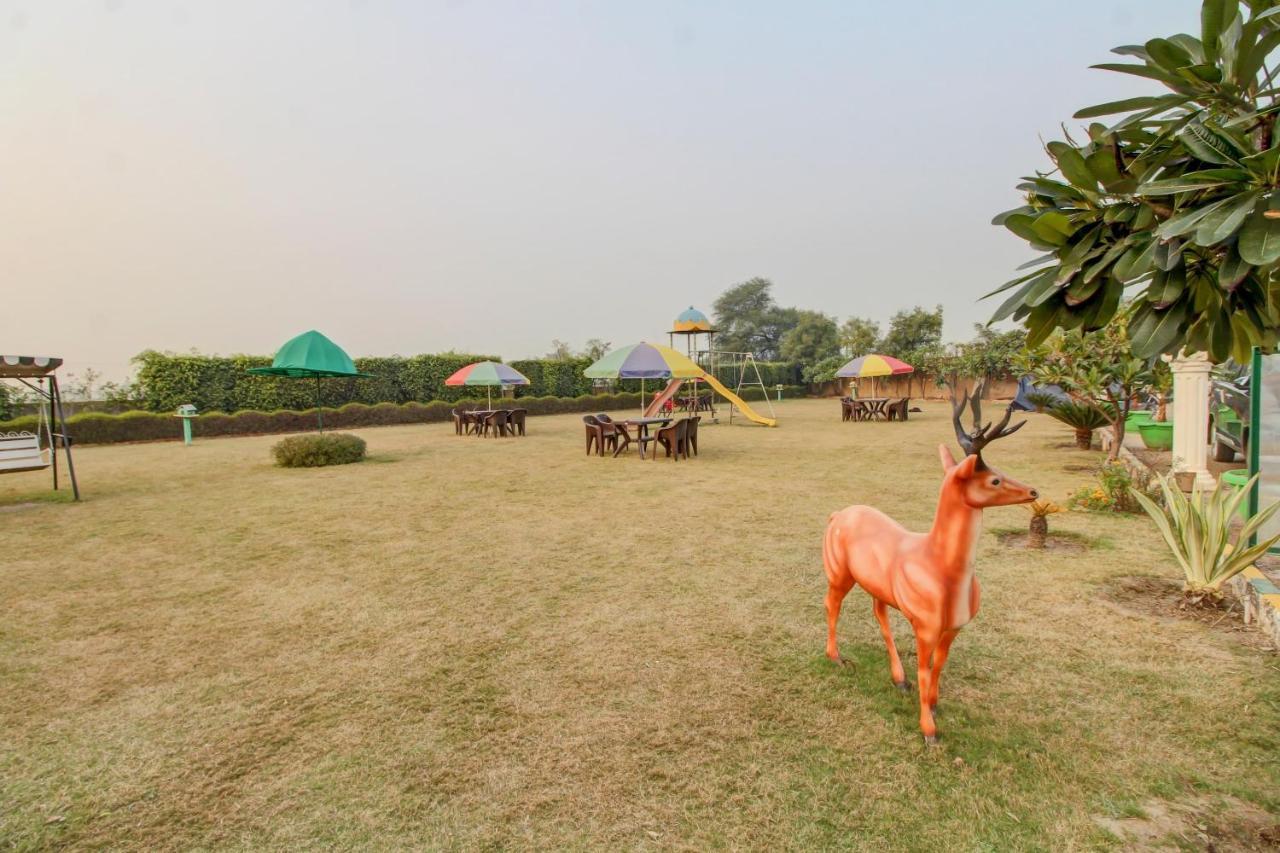 Elegance Resort Mathura Extérieur photo