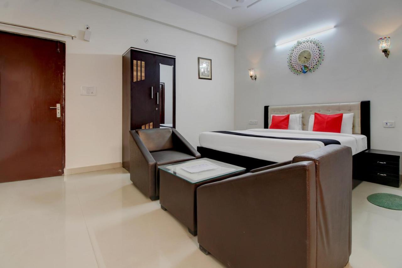Elegance Resort Mathura Extérieur photo